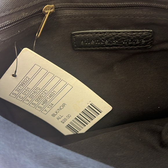 2 Silence + Noise Clutches, black and red - Picture 2 of 3